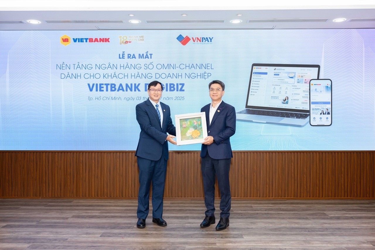 vietbank-chinh-thuc-ra-mat-nen-tang-so-danh-cho-doanh-nghiep-2-1751595815.jpeg