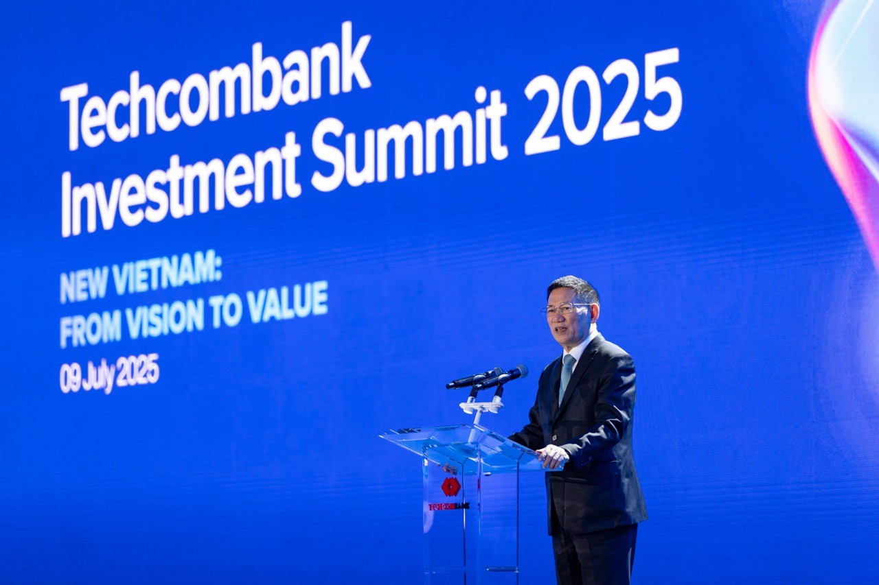 techcombank-investment-summit-2025-22viet-nam-moi-tam-nhin-kien-tao-gia-tri22-2-1752145271.jpeg