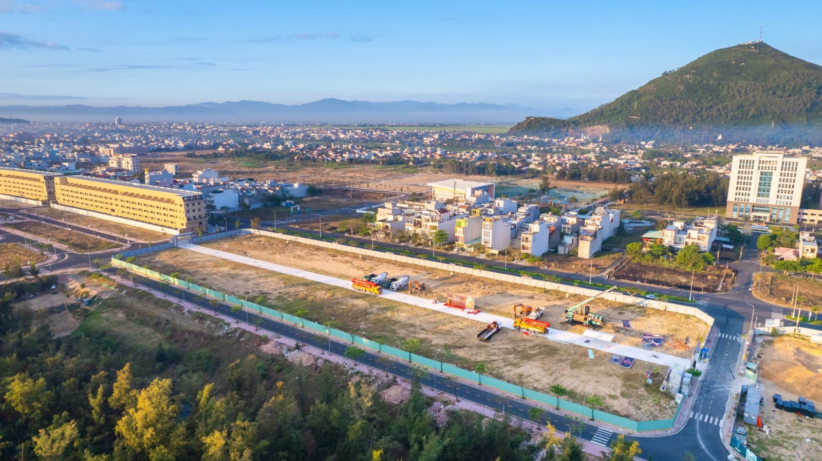 du-an-la-emera-phu-yen-chua-nong-sgo-housing-bi-cuong-che-thue-ngung-su-dung-hoa-don-1752893846.jpg