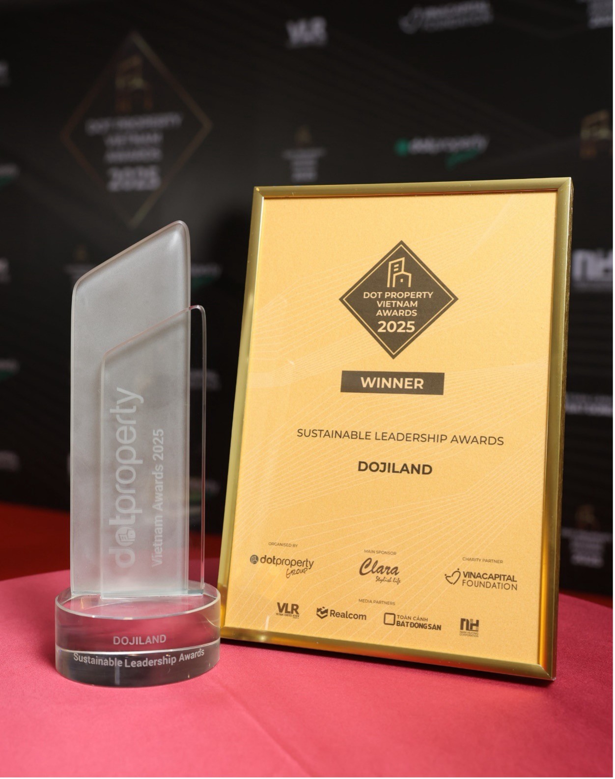 dojiland-thang-lon-tai-dot-property-vietnam-awards-2025-2-1754021962.jpg