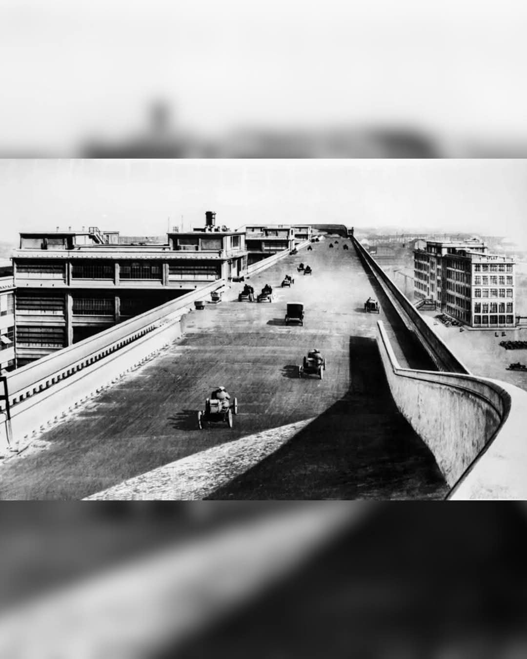 fiat-lingotto-khi-kien-truc-cong-nghiep-day-chung-ta-bai-hoc-ve-hieu-qua-va-sang-tao5-1754016325.jpg