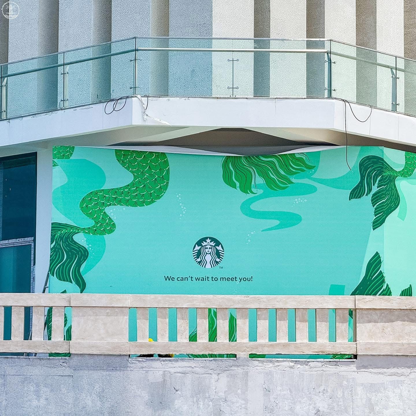 starbucks-do-bo-view-bien-dau-tien-tai-tphcm-cu-hich-moi-cho-bat-dong-san-va-fb-ven-bien4-1756872584.jpg