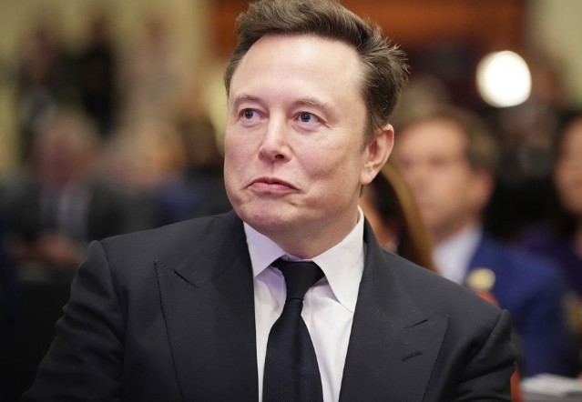 elon-musk-1758701301.jpg