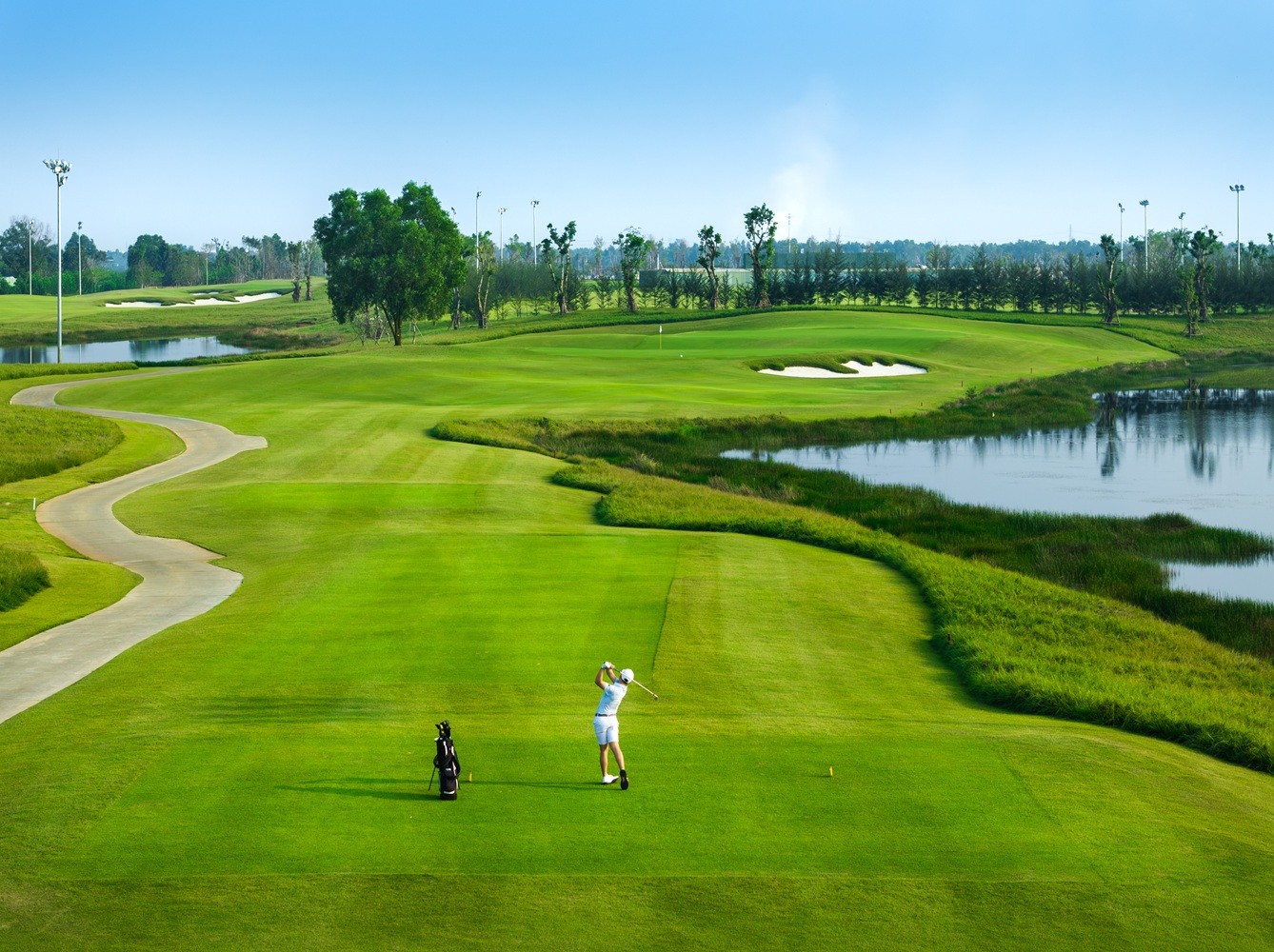 vinpearl-golf-leman-bieu-tuong-golf-moi-tai-tphcm-chinh-thuc-khai-truong-4-1759579127.jpg