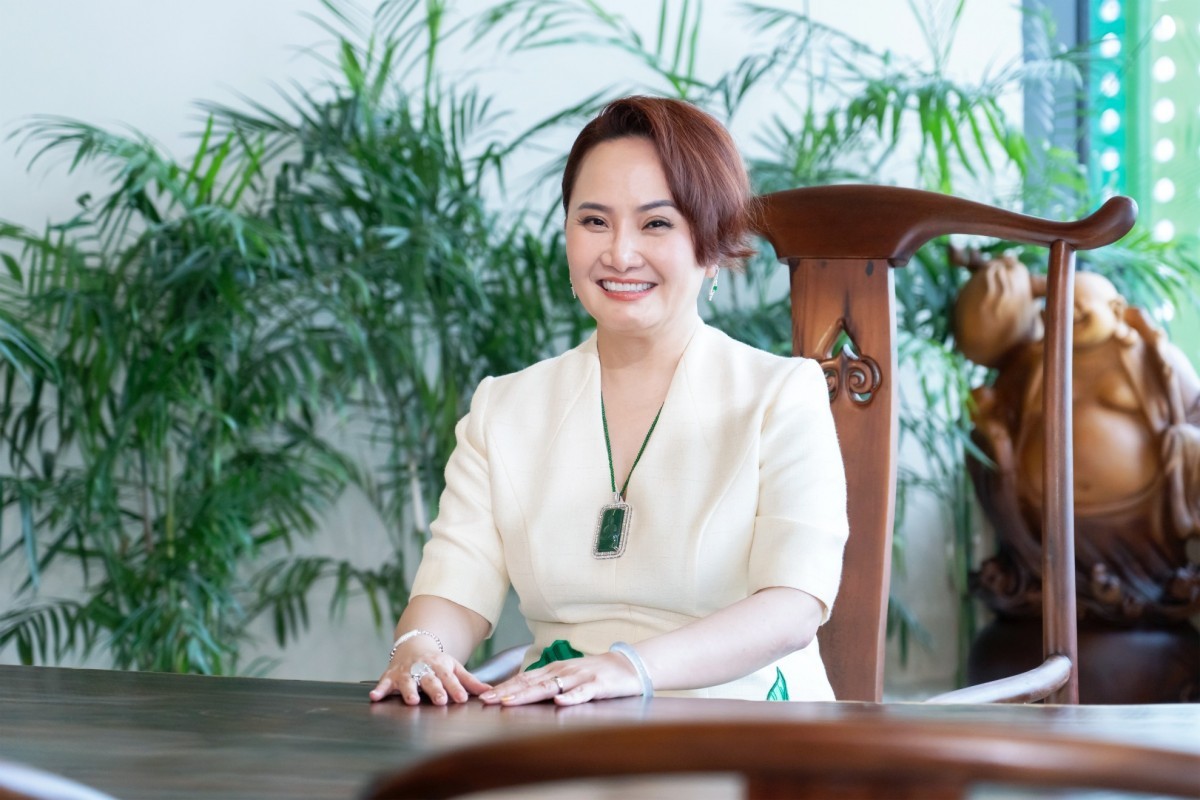 chu-tich-agris-dang-huynh-uc-my-duoc-vinh-danh-trong-top-100-phu-nu-quyen-luc-chau-a-1760146279.jpg