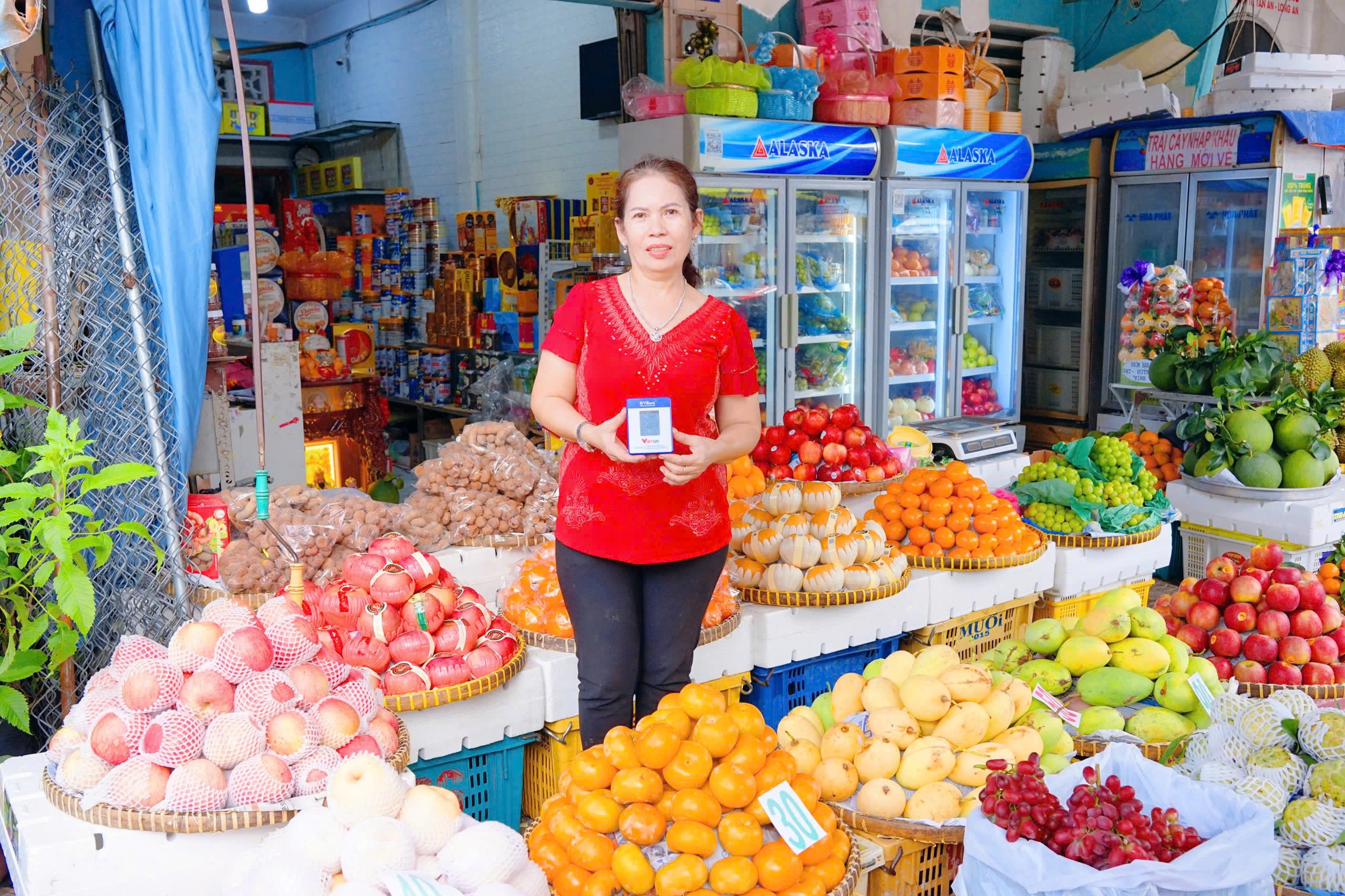 ho-kinh-doanh-chuyen-doi-thue-chu-dong-thuc-hien-som-cung-cac-giai-phap-tu-bvbank-3-1768807221.jpg