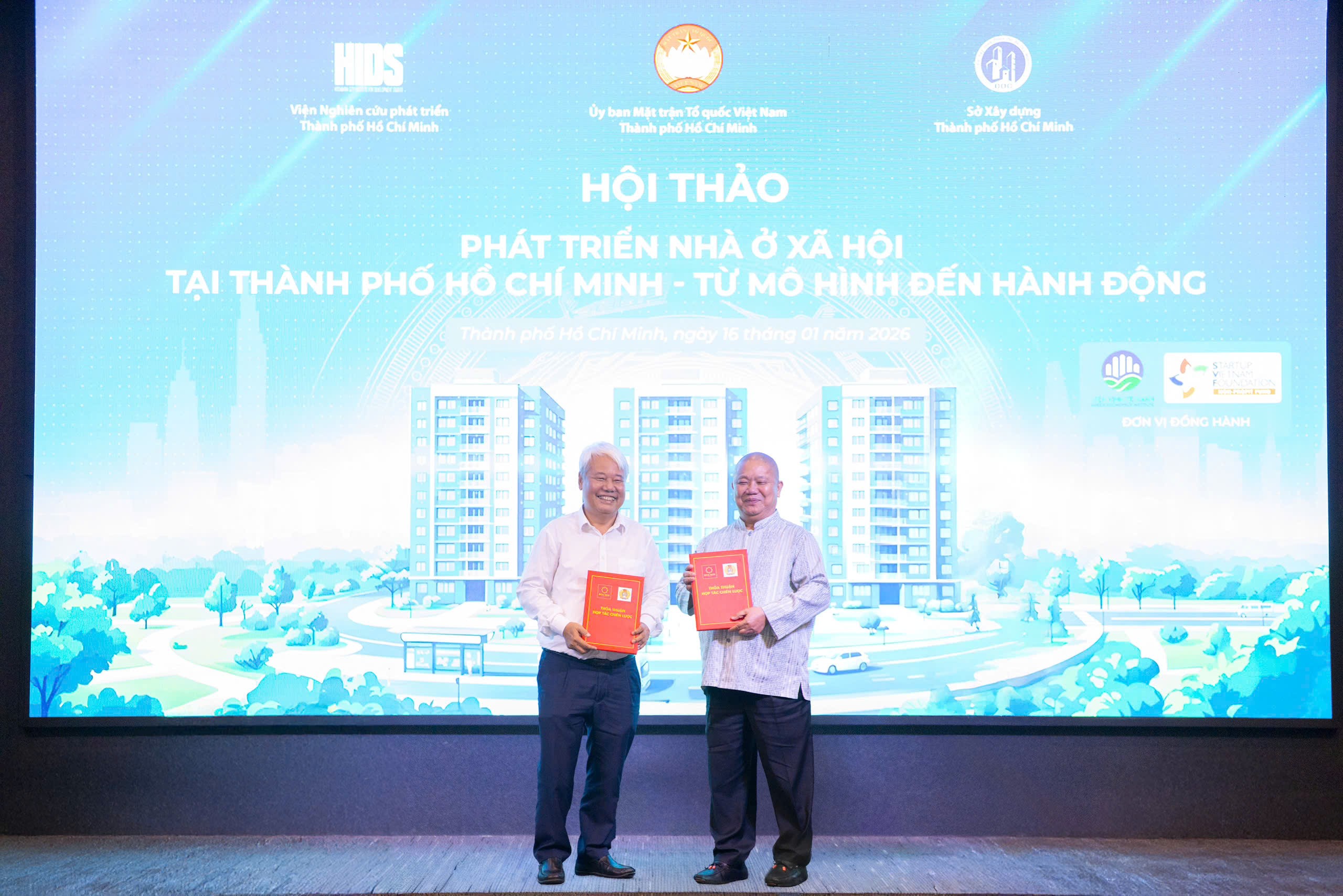 trao-thoa-thuan-hop-tac-du-an-phat-trien-toi-thieu-20000-nha-o-xa-hoi-1768806759.jpg