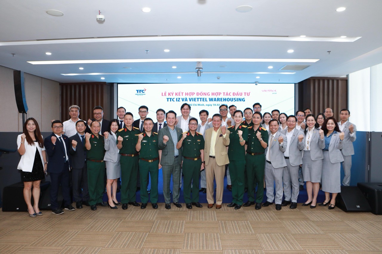 ttc-iz-ky-ket-hop-dong-hop-tac-dau-tu-voi-viettel-warehousing-1770716114.jpeg