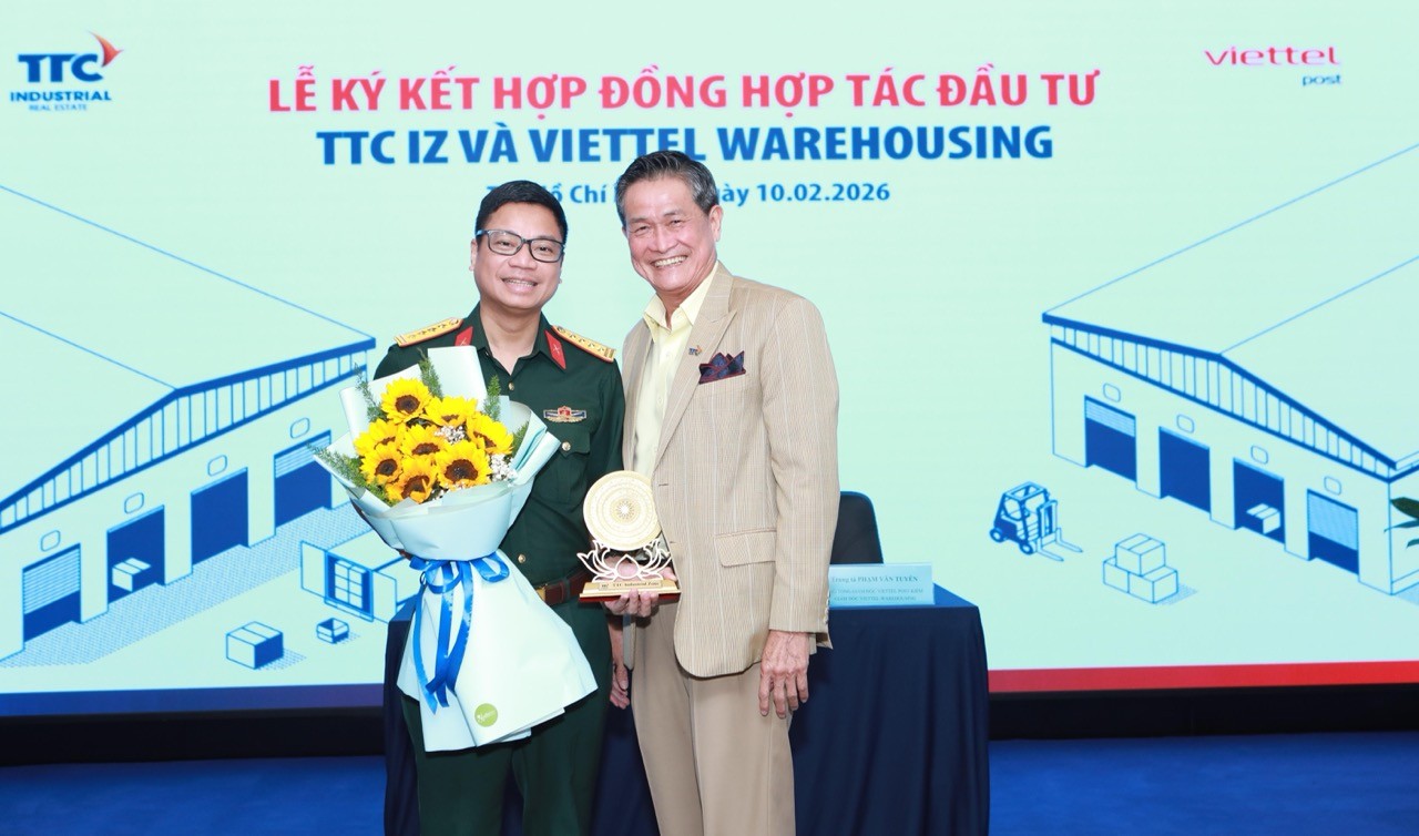 ttc-iz-ky-ket-hop-dong-hop-tac-dau-tu-voi-viettel-warehousing-7-1770716114.jpeg