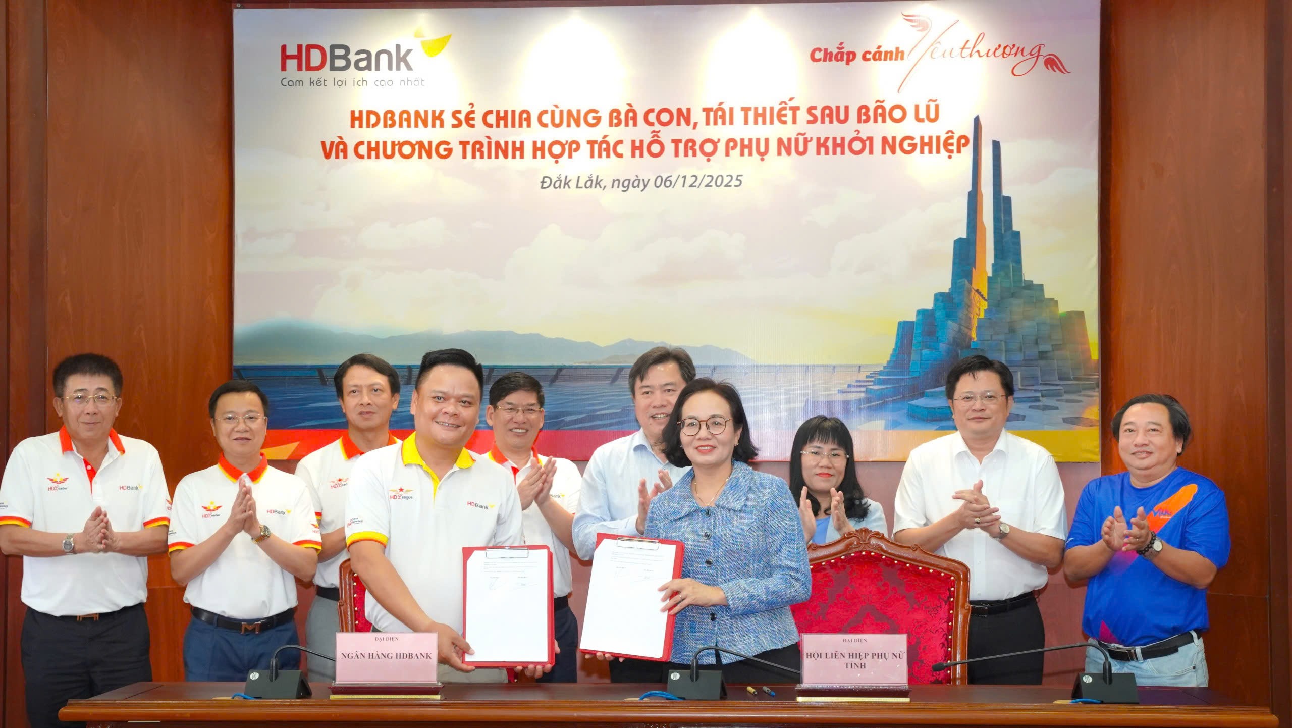 hdbank-day-manh-goi-vay-uu-dai-12000-ty-dong-dong-hanh-voi-nguoi-dan-dak-lak-va-khanh-hoa-gia-lai-phuc-hoi-sau-lu-an-tam-don-tet-1770888743.jpg