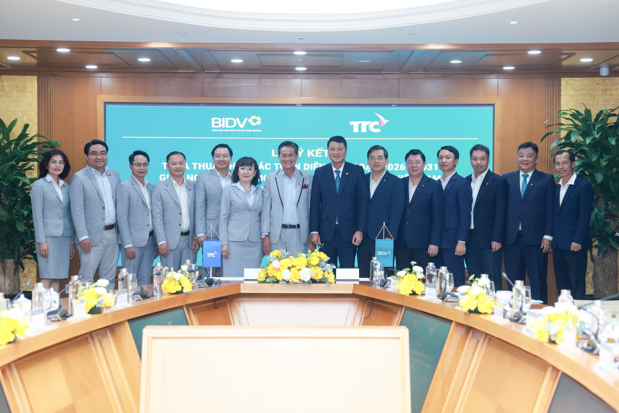 tap-doan-ttc-va-bidv-tang-cuong-hop-tac-thuc-day-phat-trien-ben-vung-2-1774248542.jpg