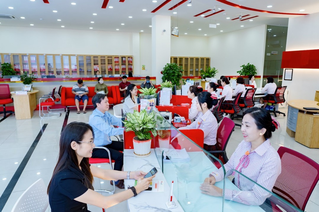 hdbank-cong-bo-tai-lieu-dhdcd-2026-loi-nhuan-vuot-30-ngan-ty-dong-quy-mo-tien-sat-12-trieu-ty-buoc-vao-chu-ky-tang-truong-moi-2-1775295829.jpg