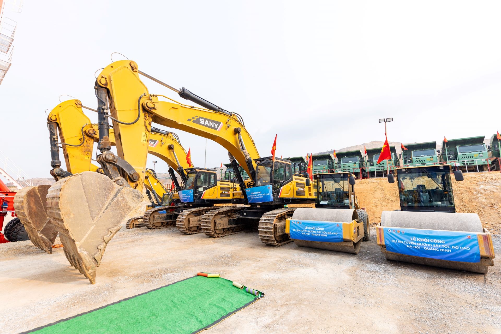 a7-may-moc-san-sang-cho-le-khoi-cong-tuyen-duong-sat-toc-do-cao-ha-noi-quang-ninh-1776049414.jpg