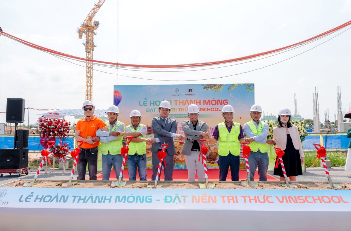 vinschool-tang-toc-xay-dung-gia-dinh-tre-them-quyet-tam-chuyen-cu-ve-vinhomes-green-city-1778828740.jpg