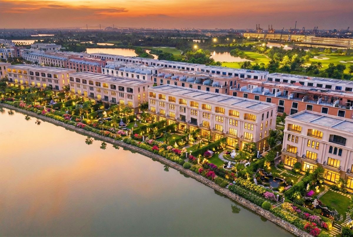vinhomes-tung-chinh-sach-moi-dong-von-tu-vang-thuc-giac-tim-co-hoi-tai-vinhomes-royal-island-2-1780029500.jpg