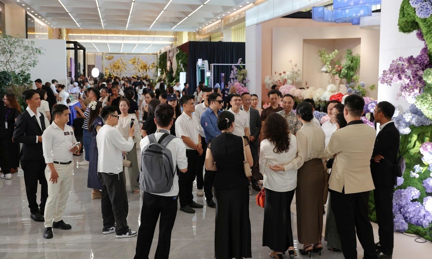 sieu-trien-lam-the-vietnam-grand-weddx-2026-khep-lai-voi-nhung-cot-moc-an-tuong-va-mo-ra-ky-nguyen-moi-cho-tuong-lai-nganh-cuoi-viet-nam-1783416779.jpg