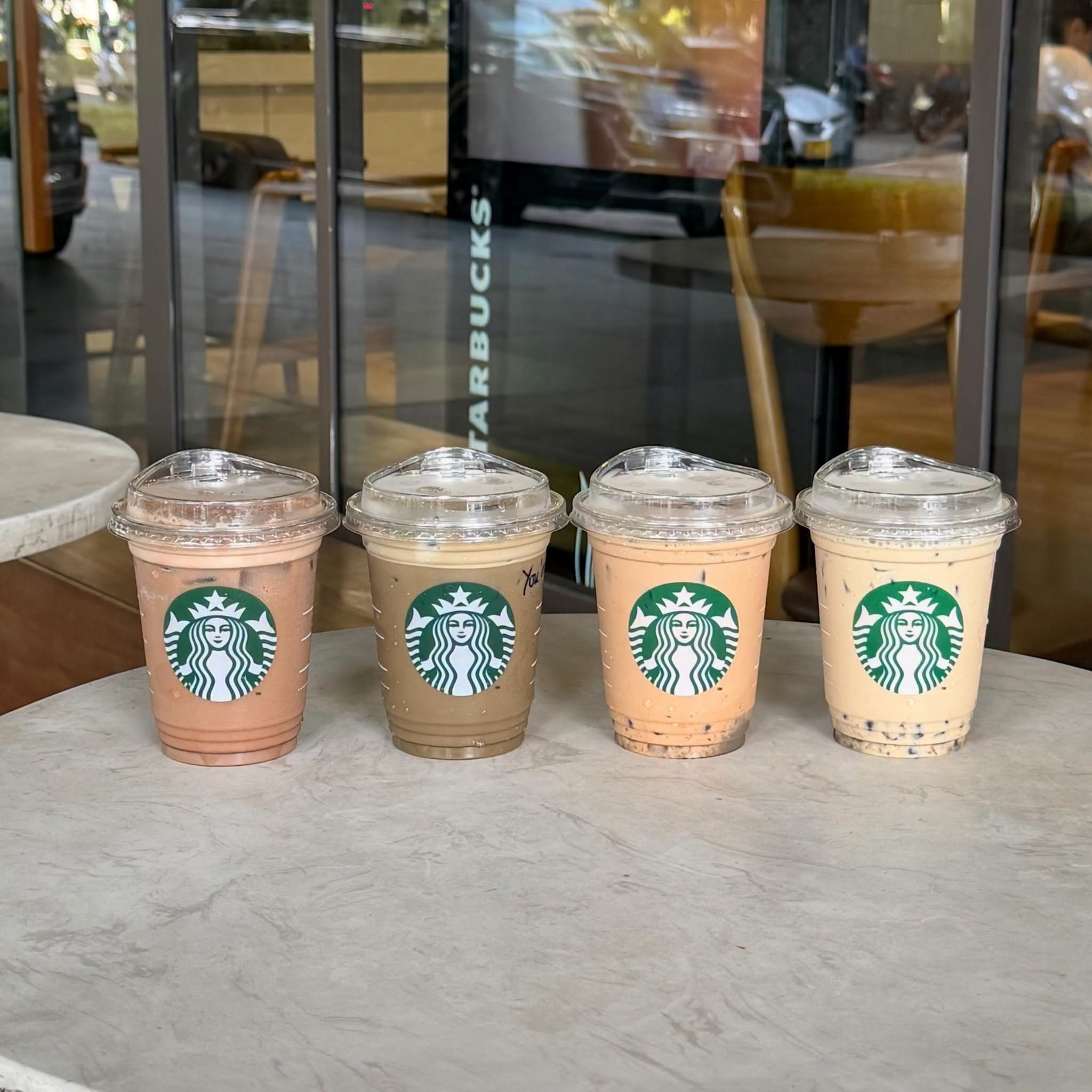 13-nam-chi-ban-ca-phe-starbucks-bat-ngo-nhap-cuoc-tra-sua-lieu-co-qua-muon-tai-viet-nam-2-1785304500.jpg