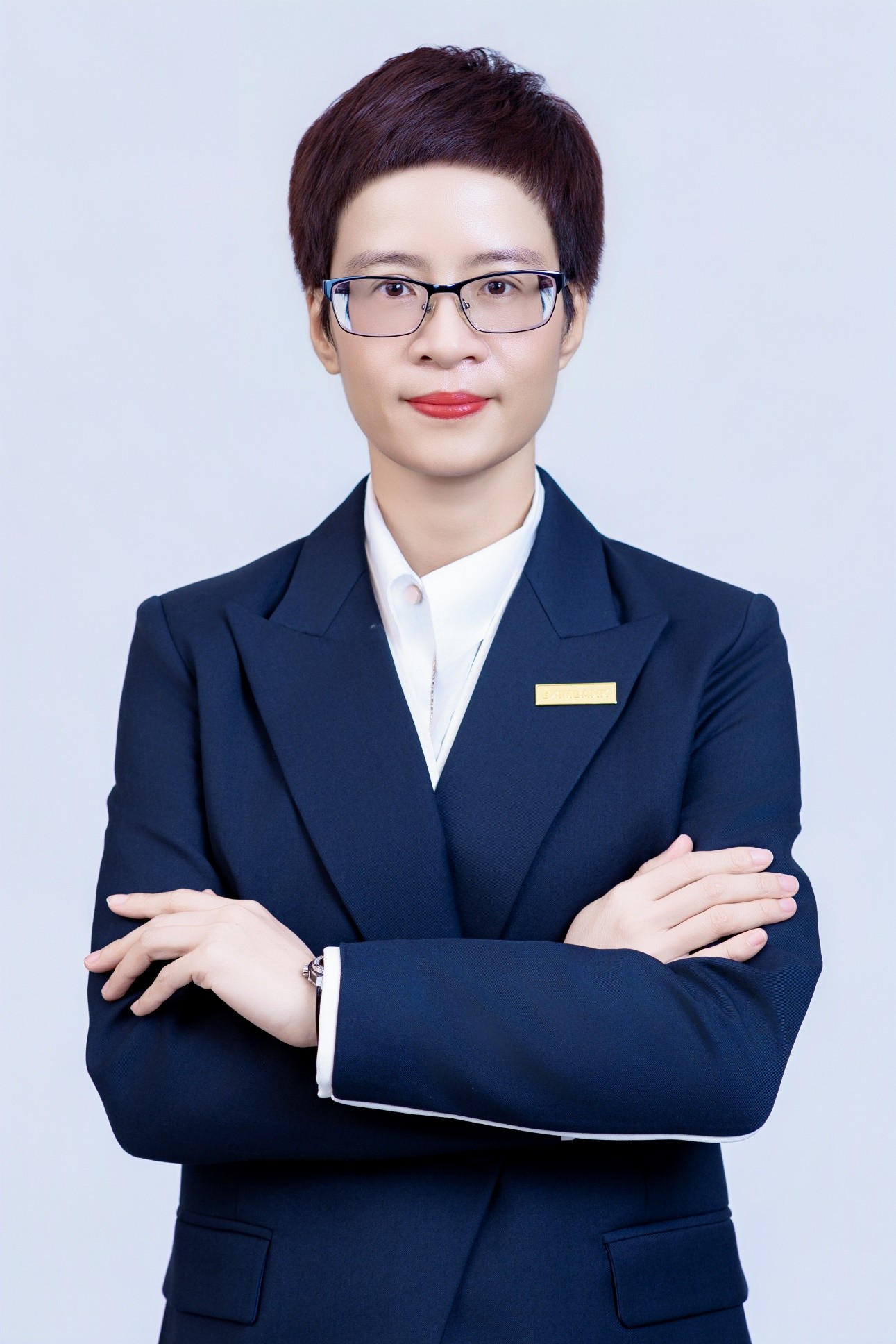 huyen-trang-eximbank-1785568810.jpg