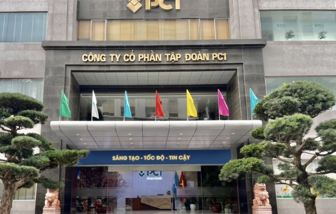 mot-nhom-co-dong-lon-lien-tuc-gom-pc1-1-1788184694.png