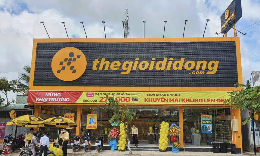 the-gioi-di-dong-bo-tui-hon-129000-ty-dong-sau-8-thang-bach-hoa-xanh-mo-them-hon-1000-cua-hang-2-1789490492.png