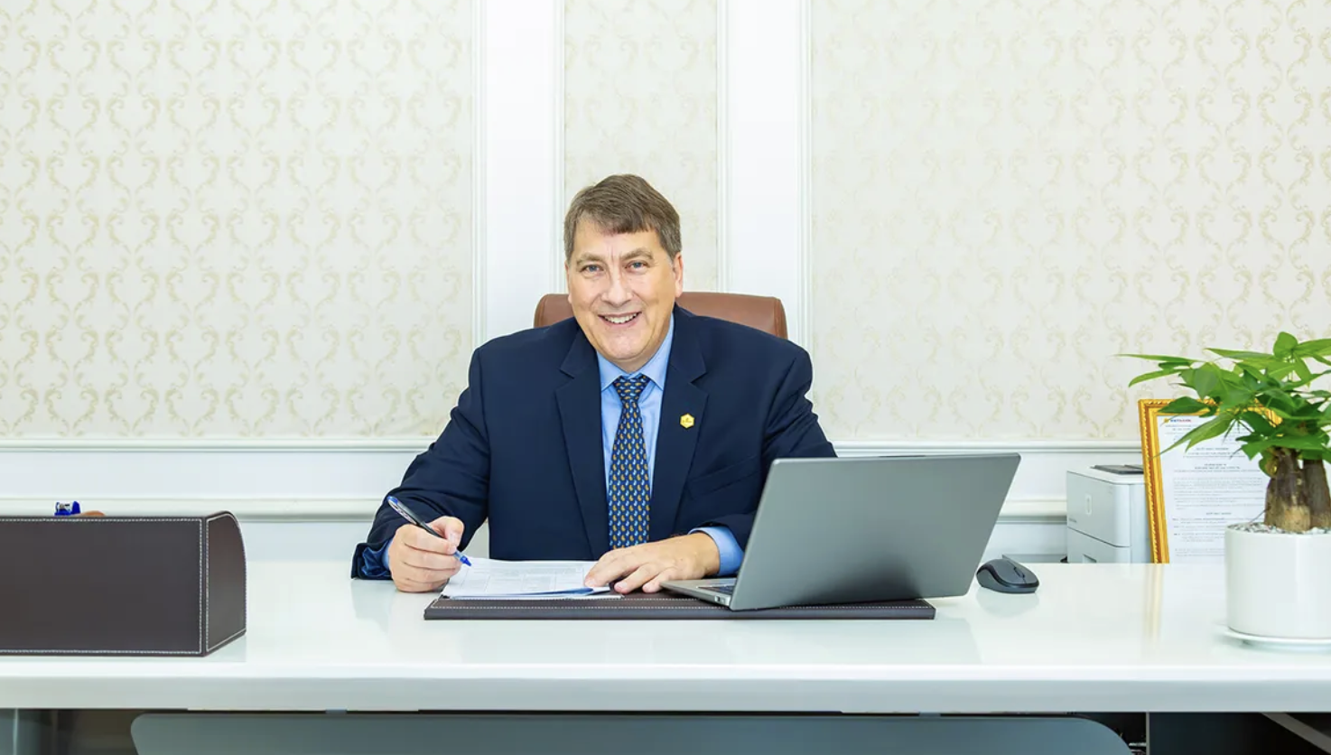 ong-chester-gorski-tan-quyen-tong-giam-doc-vietbank-1-1790663393.png