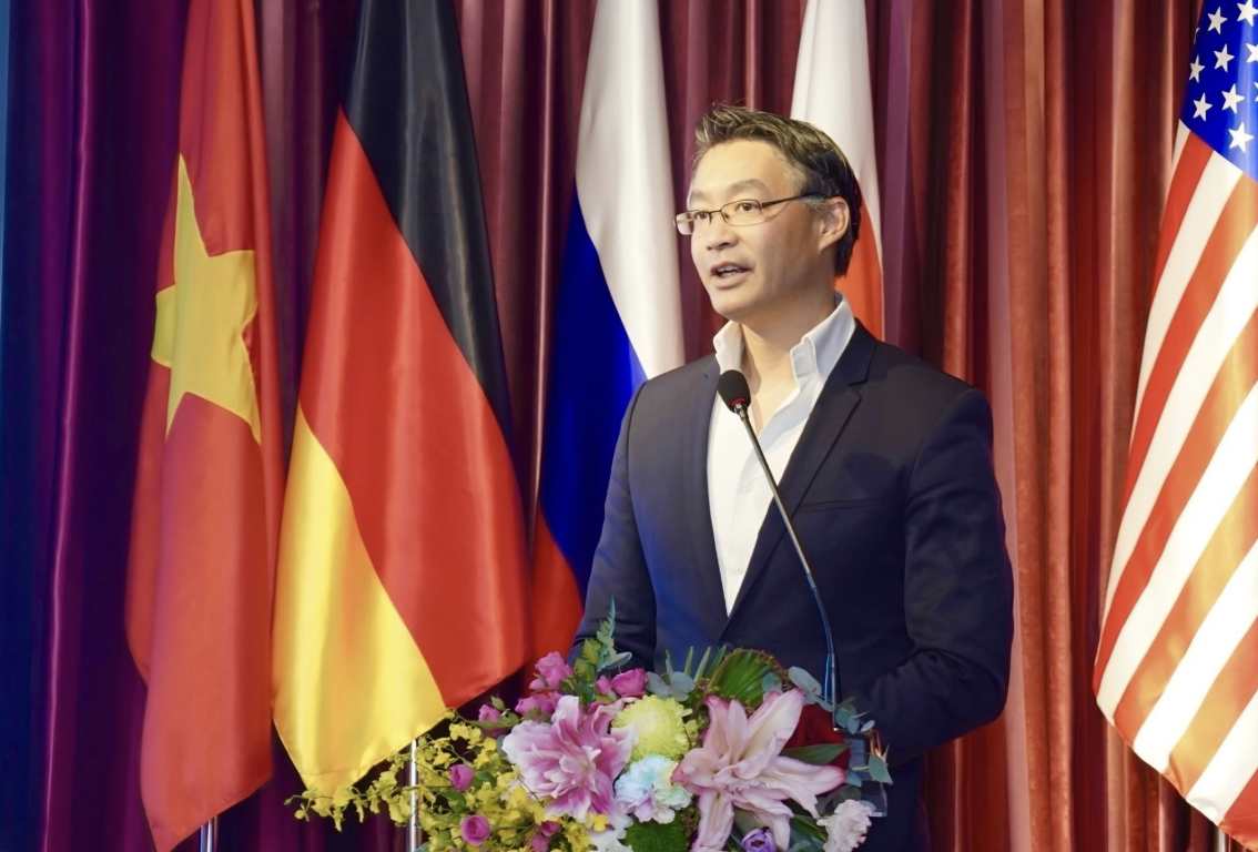 cuu-pho-thu-tuong-duc-giu-ghe-pho-chu-tich-hdqt-chung-khoan-hd-1793001628.png