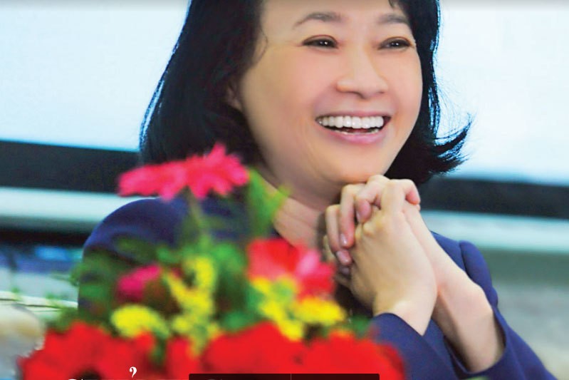 chu-tich-dang-thi-hoang-yen-va-em-trai-ba-khong-nhan-luong-tai-tan-tao-1714373590.jpeg