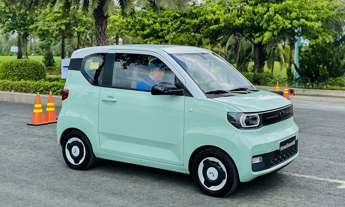 cong-ty-co-phan-oto-tmt-nha-phan-phoi-oto-dien-trung-quoc-tiep-tuc-bao-lo-1730444014.jpg