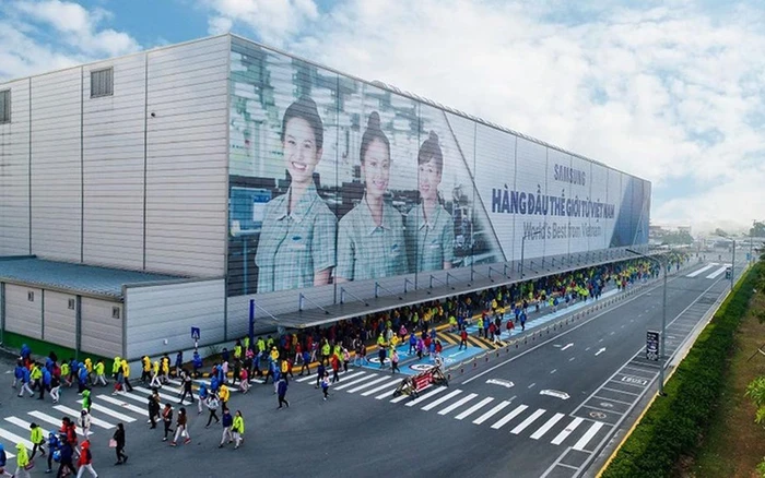 day-la-cach-ma-samsung-kiem-loi-nhuan-tu-cac-nha-may-tai-viet-nam-1740100011.webp