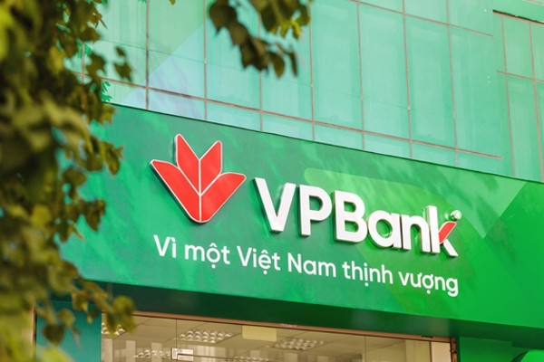 vpbank-tien-sat-moc-ty-usd-loi-nhuan-dinh-cao-moi-hay-khoi-dau-cho-tham-vong-lon-hon-1740385652.jpg