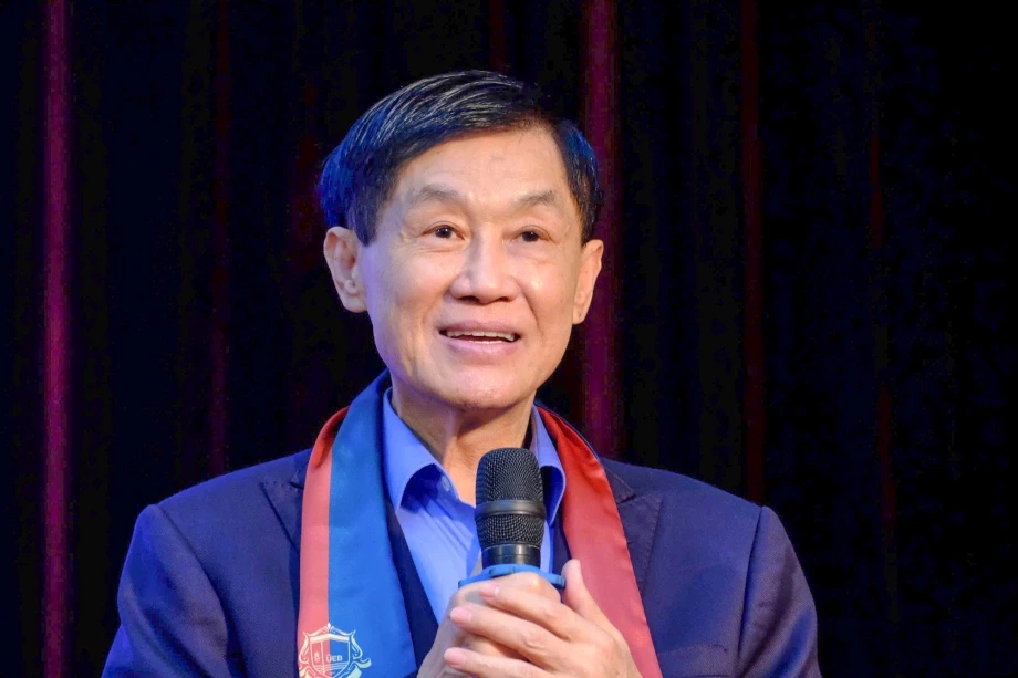 sasco-lai-lon-cong-ty-nha-ong-johnathan-hanh-nguyen-bat-ngo-ban-bot-co-phan-1746972478.webp