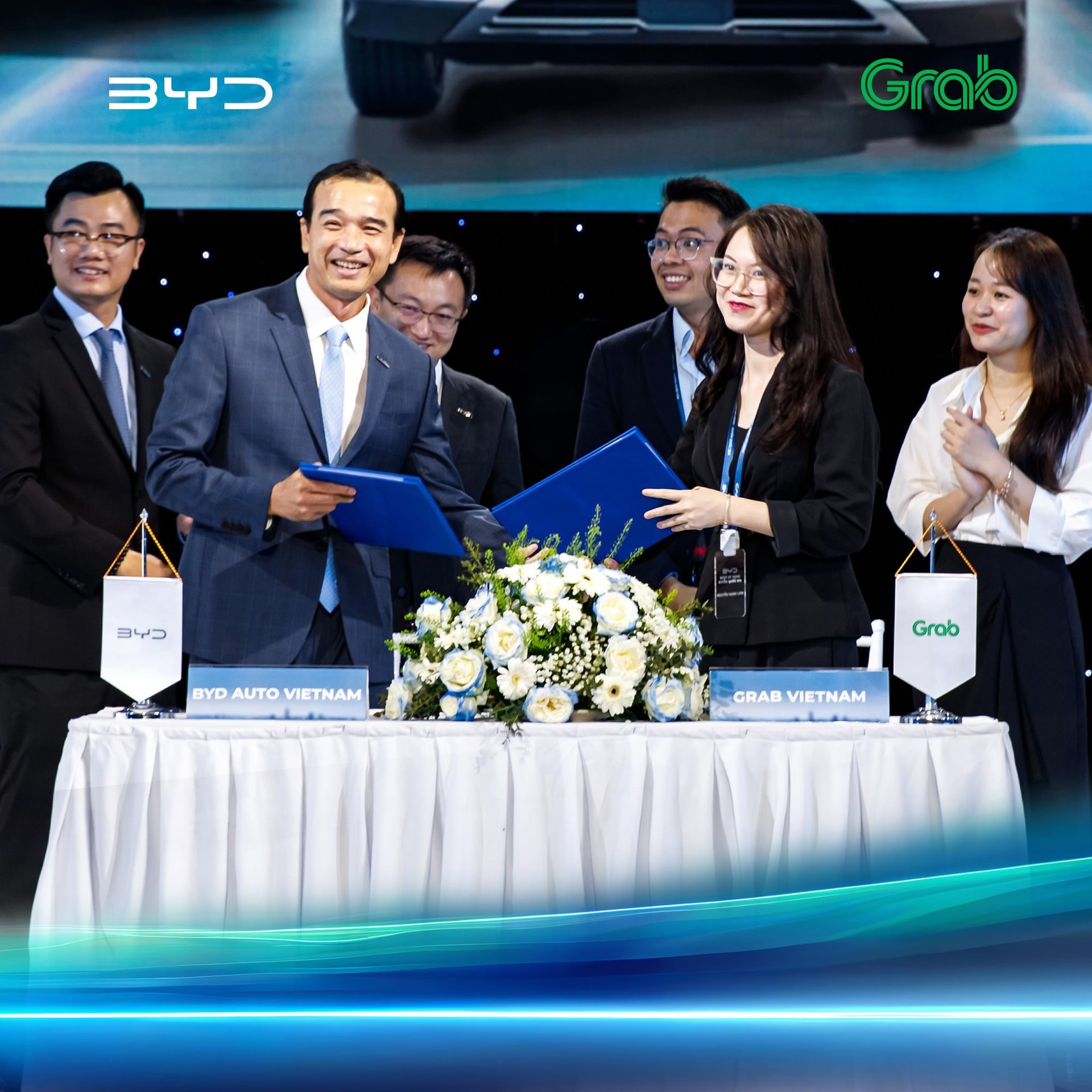grab-bat-tay-hang-xe-trung-quoc-quyet-dau-voi-vinfast-1-1748411980.jpg