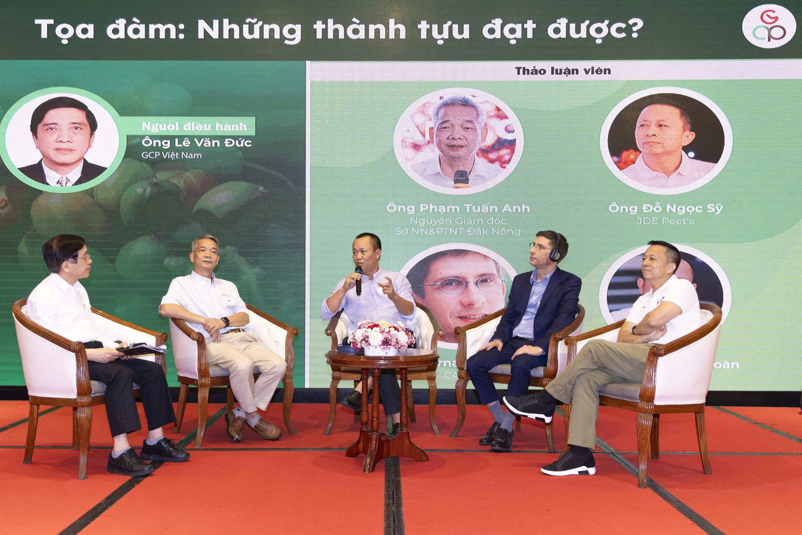 nganh-ca-phe-viet-nam-gat-hai-thanh-qua-tu-hanh-dong-tap-the-huong-toi-phat-trien-ben-vung-1-1750045400.jpg