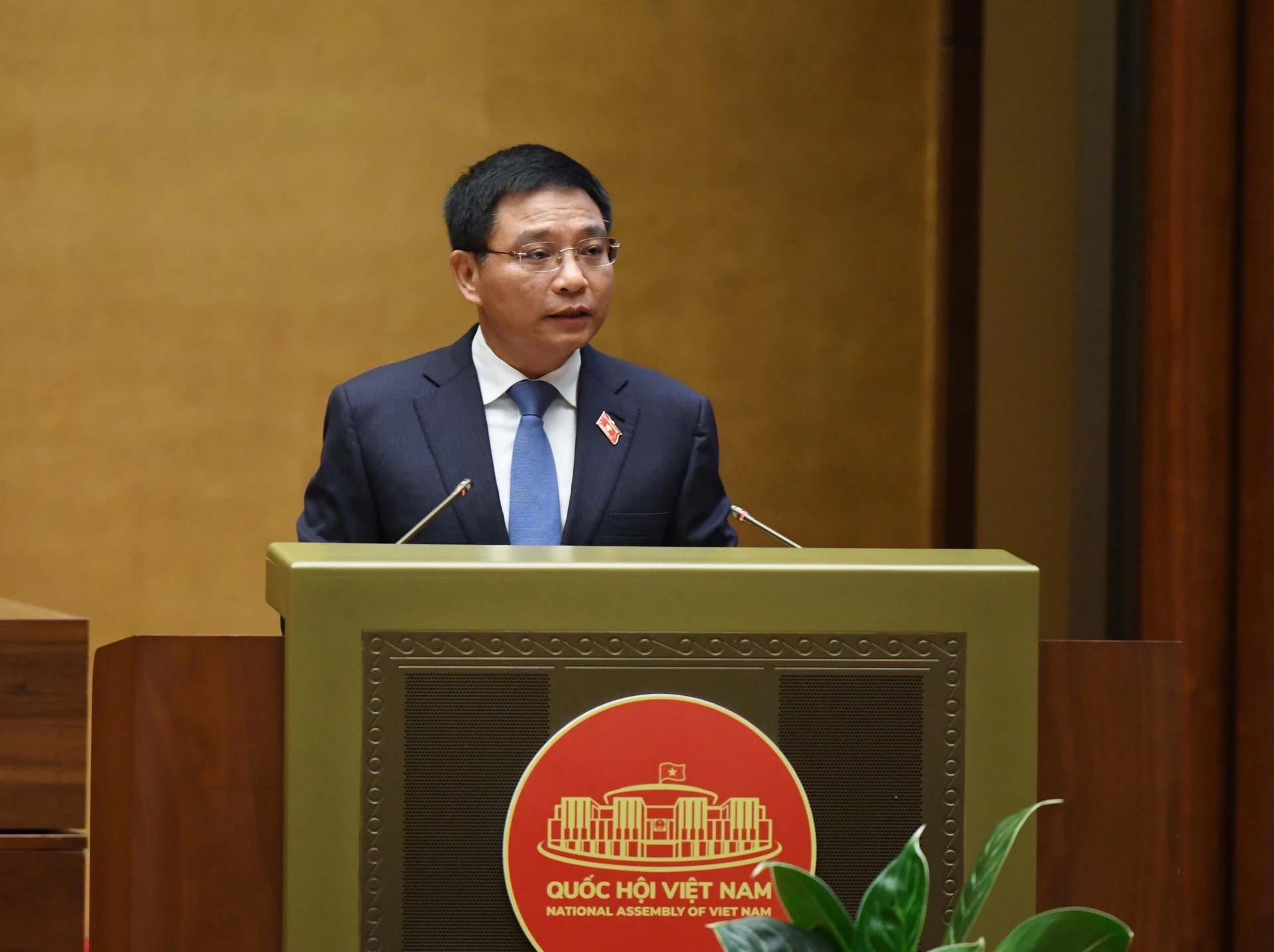 nguyen-nhan-thuc-su-ma-hang-loat-ho-kinh-doanh-dong-cua-la-gi-1750328823.webp