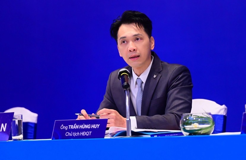 5000-ty-dong-do-ve-ngan-hang-cua-chu-tich-tran-hung-huy-tu-trai-phieu-1750927744.jpg