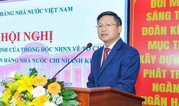 chan-dung-ong-vo-minh-tuan-tan-giam-doc-ngan-hang-nha-nuoc-chi-nhanh-khu-vuc-2-1751942201.webp
