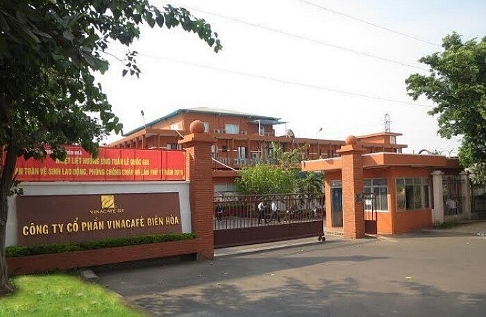 mot-doanh-nghiep-vua-bao-lai-gan-14-ty-dongngay-co-phieu-vot-len-hang-dat-do-nhat-san-1753238464.jpg