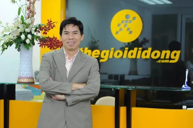 the-gioi-di-dong-dong-bot-cua-hang-sa-thai-hon-12000-nhan-su-sau-2-nam-tap-doan-nay-dang-tai-thiet-dieu-gi-1-1754014252.webp