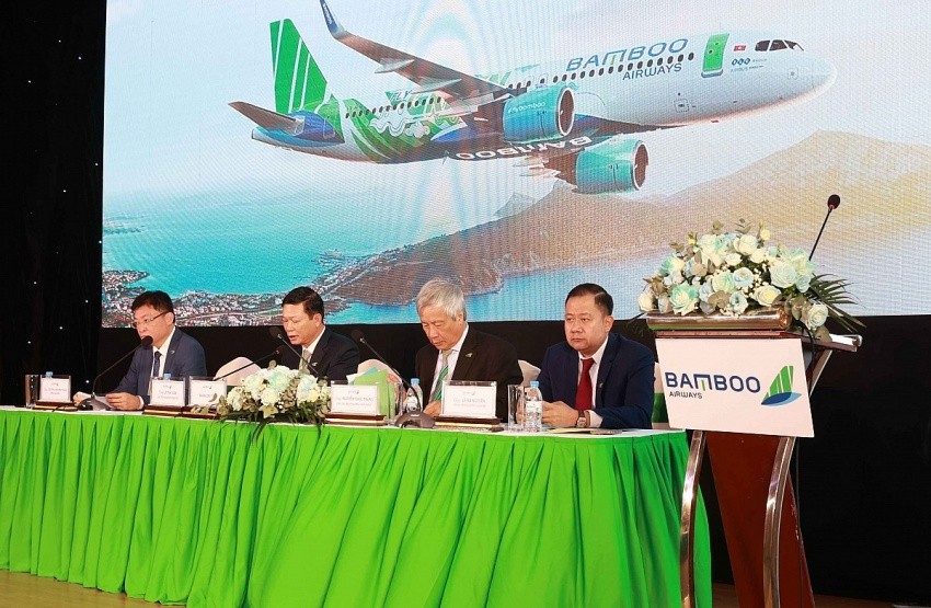 nong-flc-chinh-thuc-tiep-quan-lai-bamboo-airways-1758780884.jpg