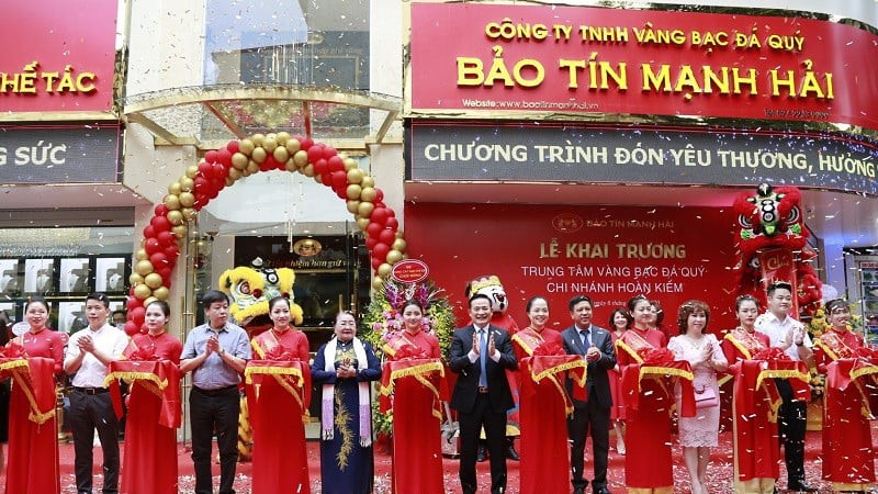 doanh-nghiep-vang-bac-bao-tin-manh-hai-chinh-thuc-lan-san-tien-so-chi-1000-ty-gop-von-vao-vimexchange-1-1759201176.jpg