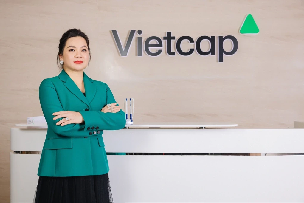 vietcap-cua-ba-nguyen-thanh-phuong-lai-dot-bien-tro-lai-thoi-hoang-kim-2021-1760624339.webp