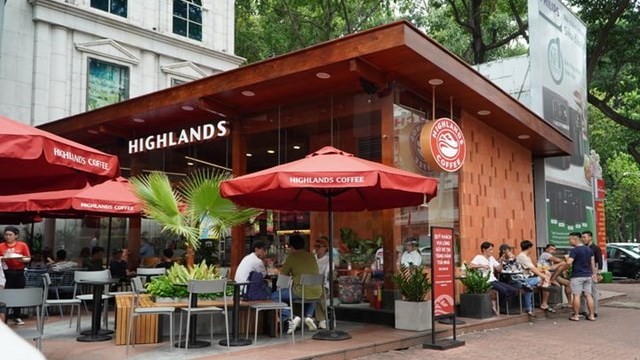 highlands-coffee-hoi-sinh-sau-hai-nam-da-den-thoi-diem-ipo-1763383357.jpg