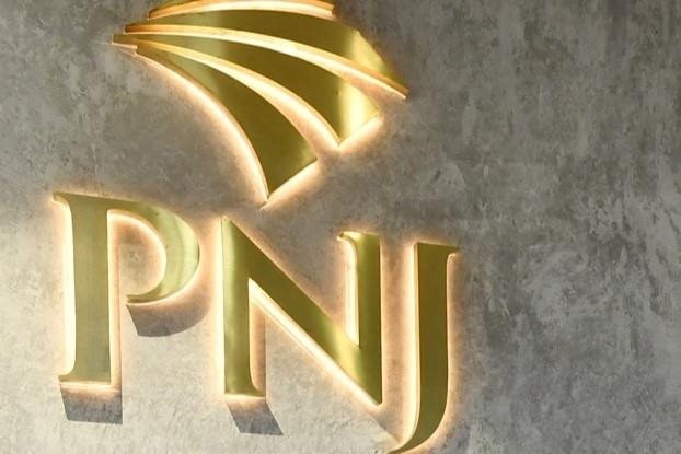 pnj-bi-hai-nhom-quy-ngoai-ban-hon-12-trieu-co-phieu-gan-280-ty-dong-duoc-sang-tay-trong-mot-phien-1791512341.jpg