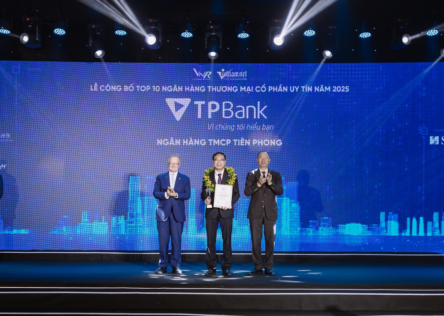 tpbank-khang-dinh-uy-tin-nho-kinh-doanh-hieu-qua-cung-he-sinh-thai-so-tien-phong-1754301959.jpg