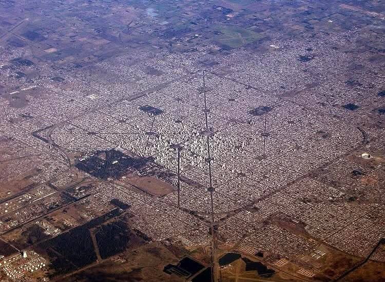 la-plata-argentina-duoc-xem-la-thanh-pho-duoc-quy-hoach-ti-mi-nhat-the-gioi2-1752031327.jpg