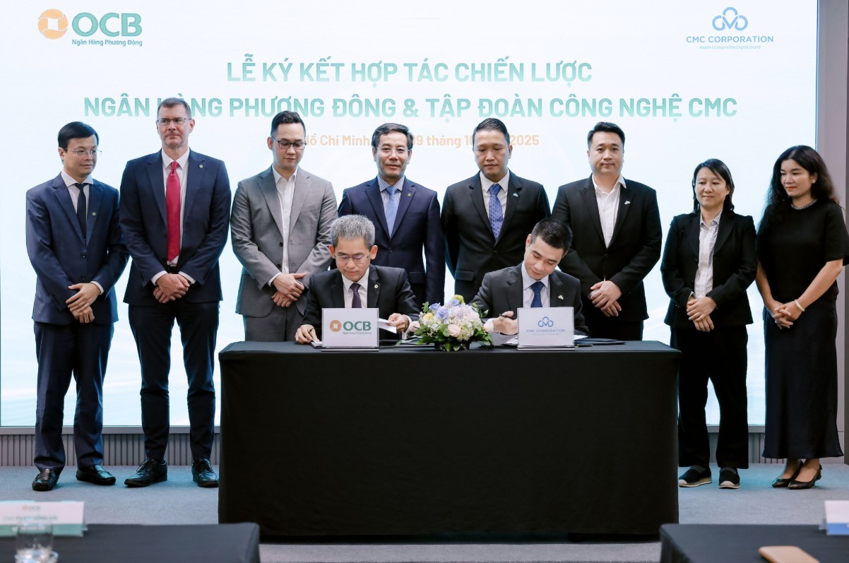 ocb-ky-ket-hop-tac-chien-luoc-cung-tap-doan-cong-nghe-cmc-1760317323.jpg