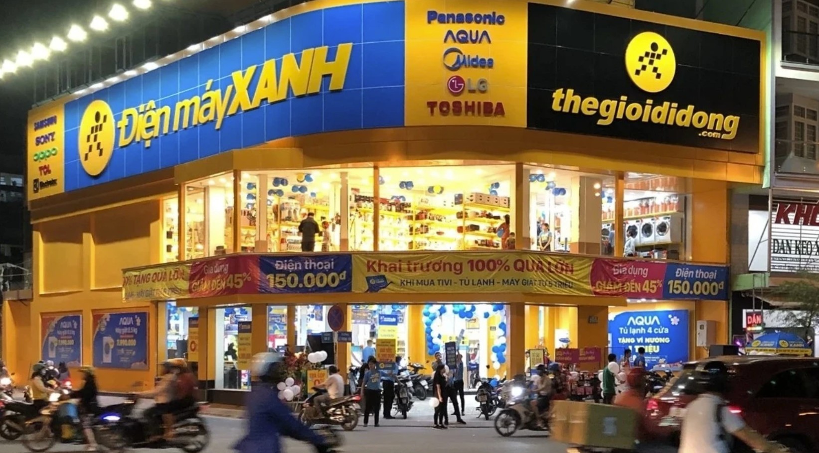 the-gioi-di-dong-dang-tro-thanh-mot-ngan-hang-ngam-that-sao-1761268952.jpg