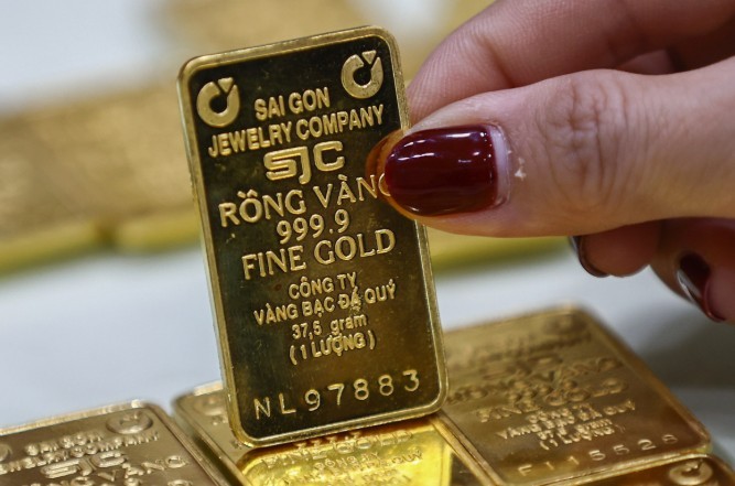 sjc-bat-ngo-giam-manh-luong-vang-ban-ra-tin-hieu-gi-cho-thi-truong-1762222678.jpg