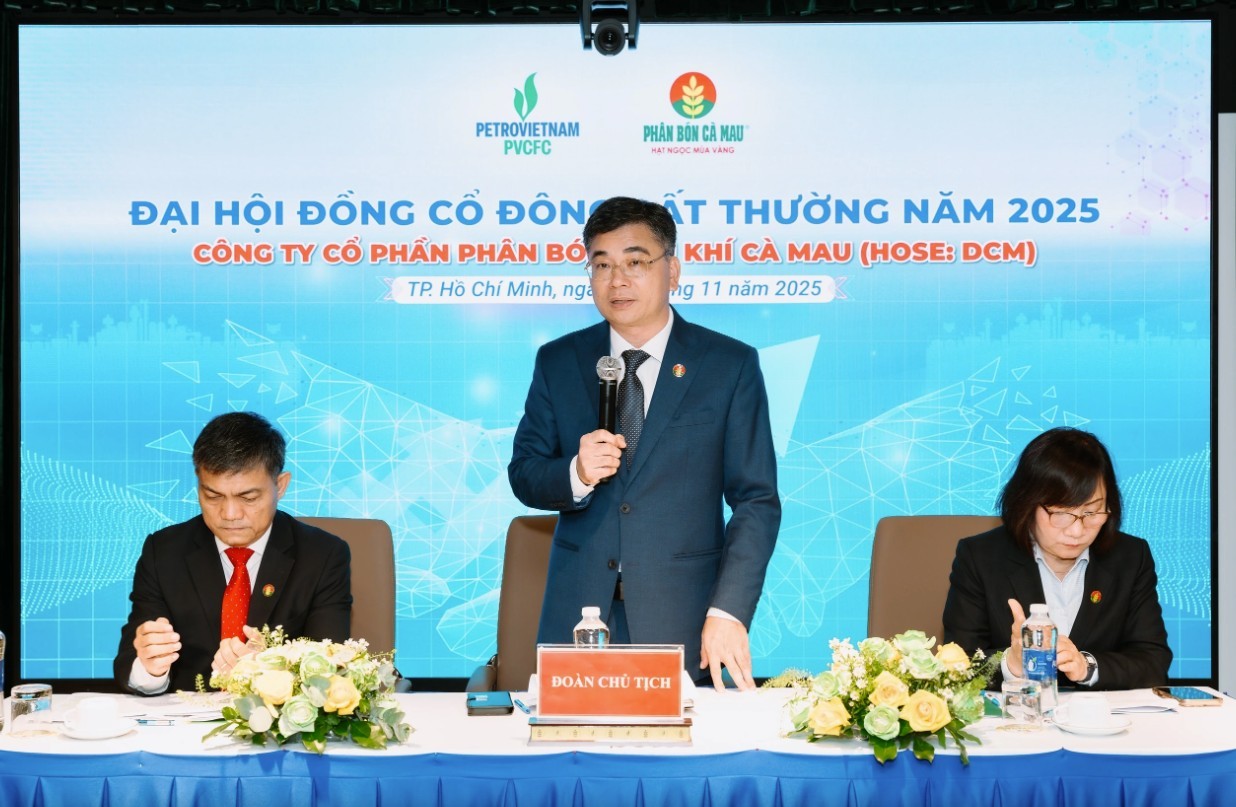 pvcfc-hop-dhdcd-bat-thuong-thong-qua-loat-quyet-sach-chien-luoc-doi-ten-cong-ty-1762396523.jpg