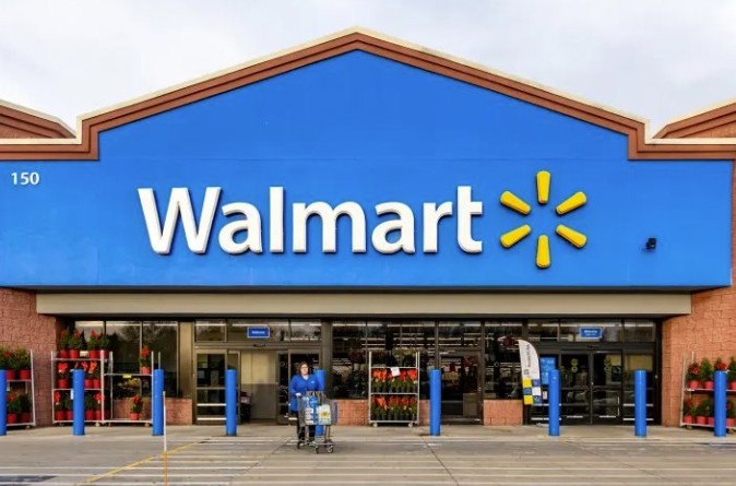 xu-huong-tiet-kiem-bung-len-trong-dan-my-walmart-tang-truong-manh2-1763713059.jpg